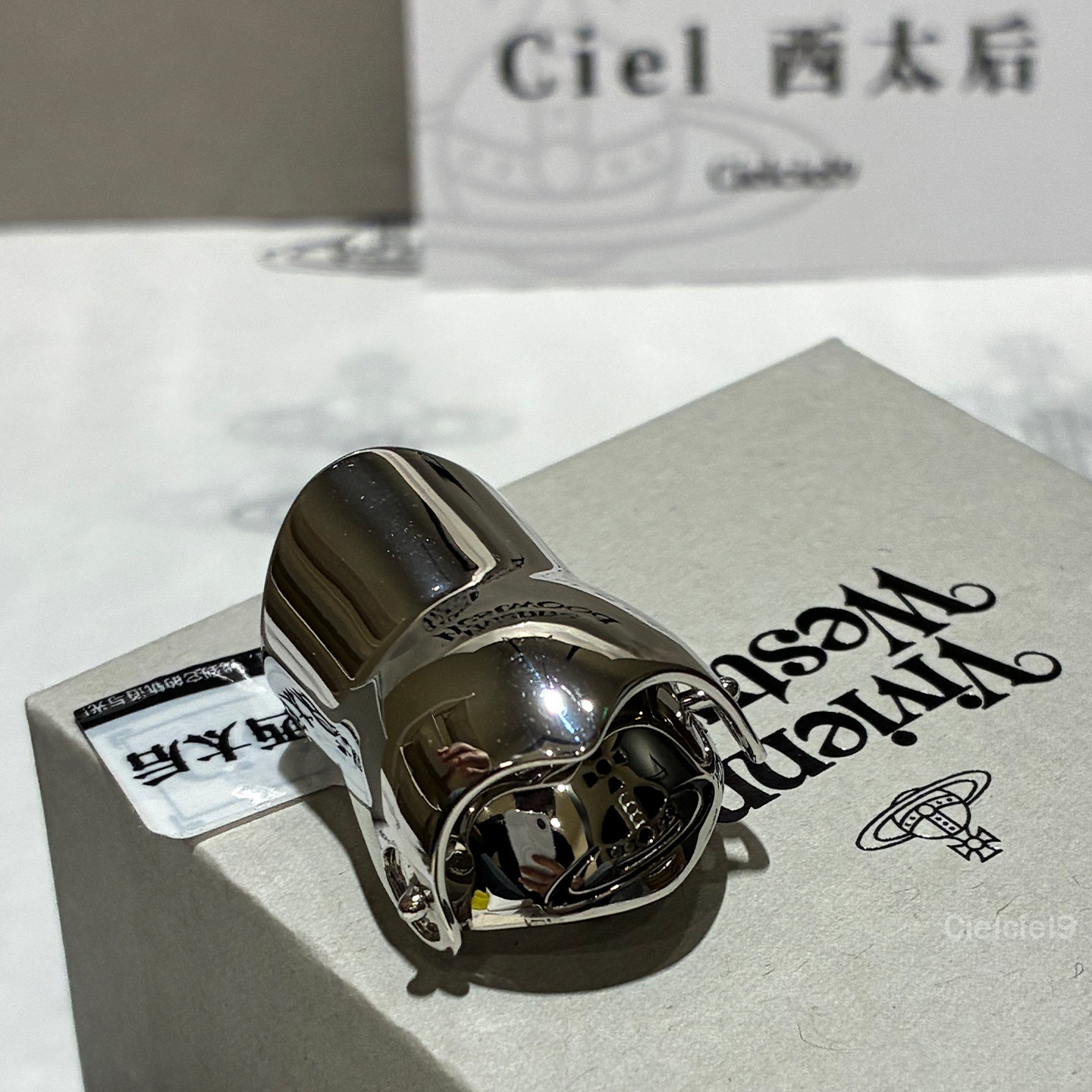 Vivienne Westwood Queen Mother Knight Ring 925 Silver Armor Joint Ring Men's and Women's NANA Same Style