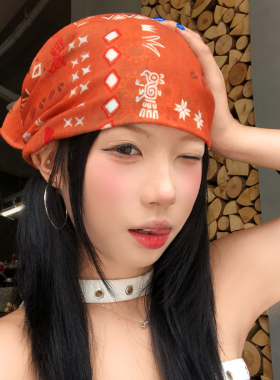 脏橘色双面印花三角巾丝巾日系