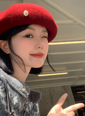 日系复古毛呢红色云朵贝雷帽女