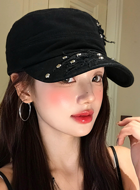 黑色做旧破洞铆钉平顶鸭舌帽子女