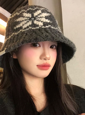 高级感灰色雪花针织渔夫帽女秋冬