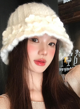 高级感白色花朵针织渔夫帽女秋冬季保暖盆帽显脸小大头围毛线帽子