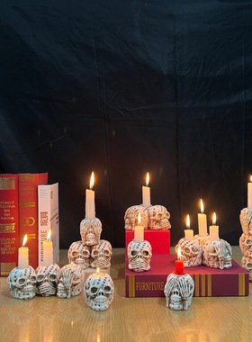 跨境平台不听不看不说扑克牌骷髅头家居摆件万圣节鬼屋道具烛台