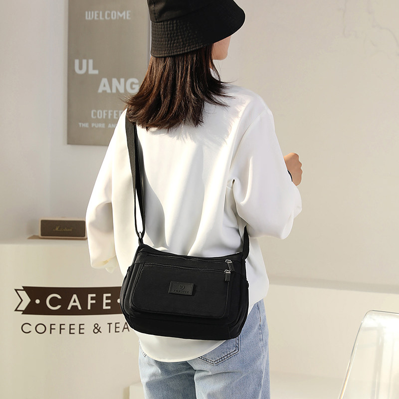 斜挎妈妈包女2023新款多层单肩包 全城爱女士包袋