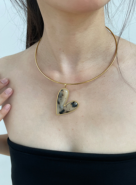 欧美风复古夸张爱心金属项圈