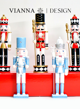 VIANNA英国胡桃夹子木质模型摆饰