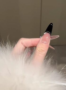 高级感穿戴甲猫眼长款法式美甲