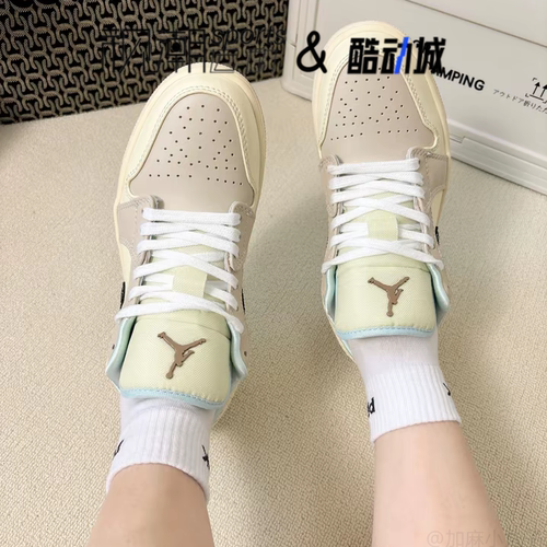 AirJordan 1 AJ1 米棕男女复古休闲运动低帮训练篮球鞋HQ3440-101 - 图2