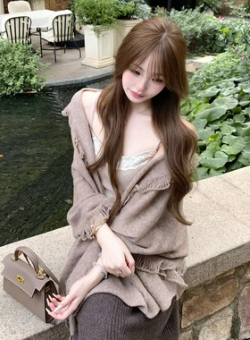 100%羊毛流苏荷叶边披肩围巾女春秋冬软糯保暖慵懒感高知斗篷上衣