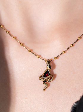 红宝石黑金蛇杈杖项链中式复古生肖蛇形精致锁骨链简约百搭毛衣链