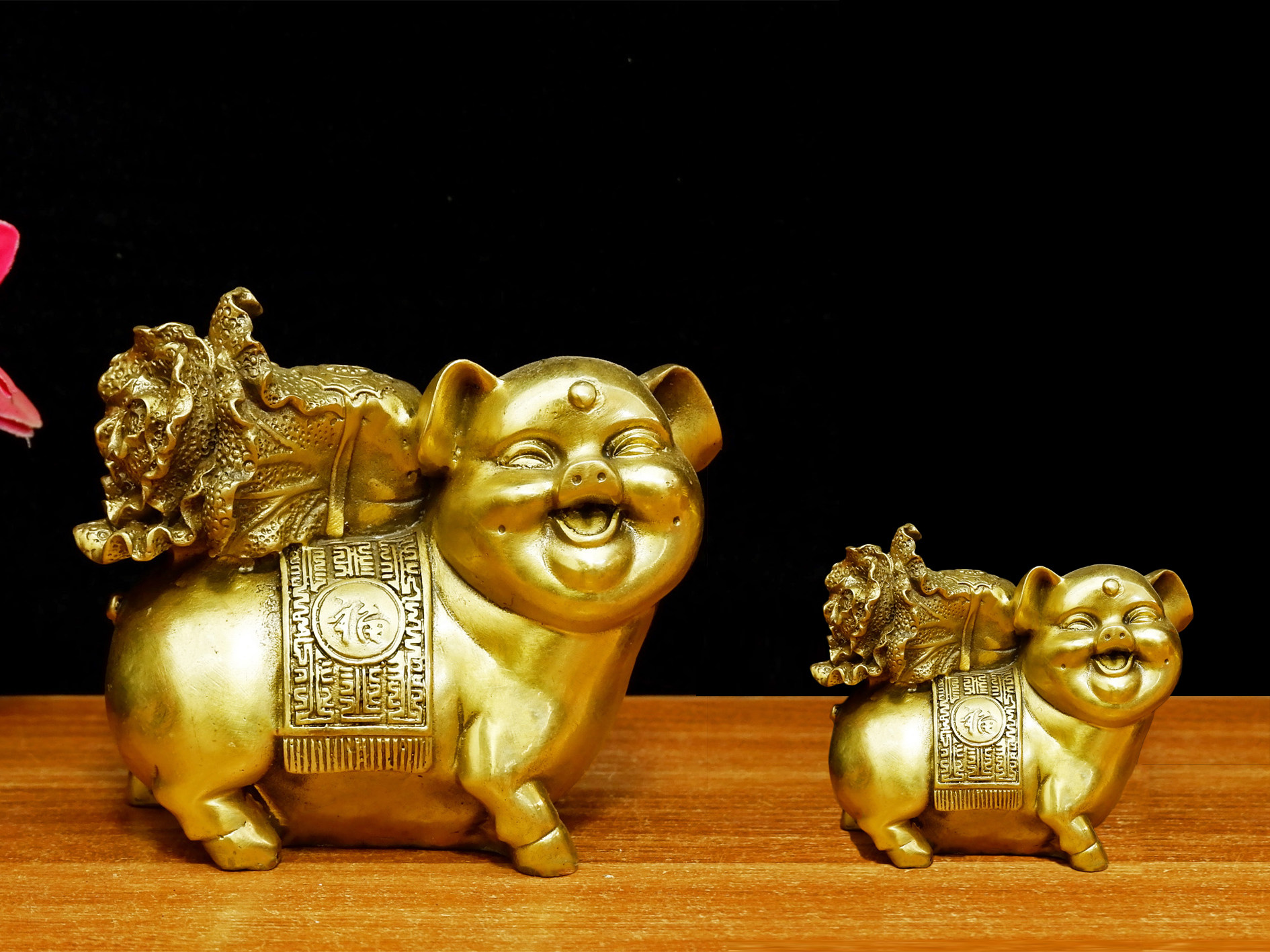 招财金猪怎么摆放,金猪招财,金猪摆放头朝(第13页)_大山谷图库