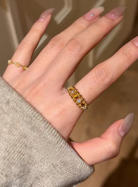 黄金色复古美拉德虎眼石戒指小众