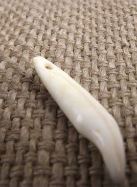 黑牙吊坠情侣饰品创牙项链动物牙饰品9.9包邮小饰品动物