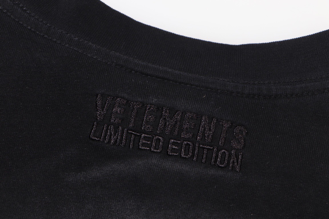 美式重磅VTM/维特萌 2024新款vetements Logo简约男女宽松短袖T恤-图2