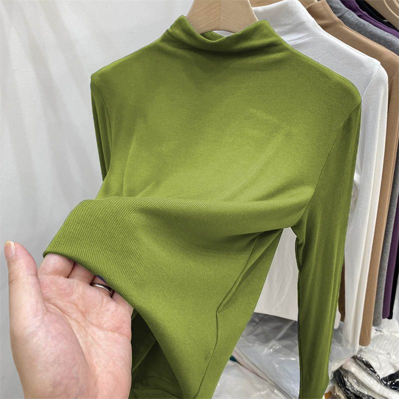 欧货2024秋季新款半高领薄款打底衫女修身内搭针织衫绿色减龄上衣