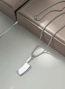 欧美潮霸气个性钛钢项链嘻哈迷你菜刀样式百搭不掉色吊坠饰品配饰