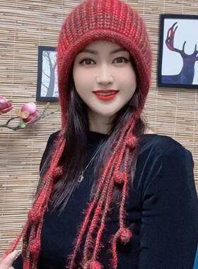 手工帽流苏辫子帽子2026秋冬保暖护耳包头帽女毛线帽显脸小帽子
