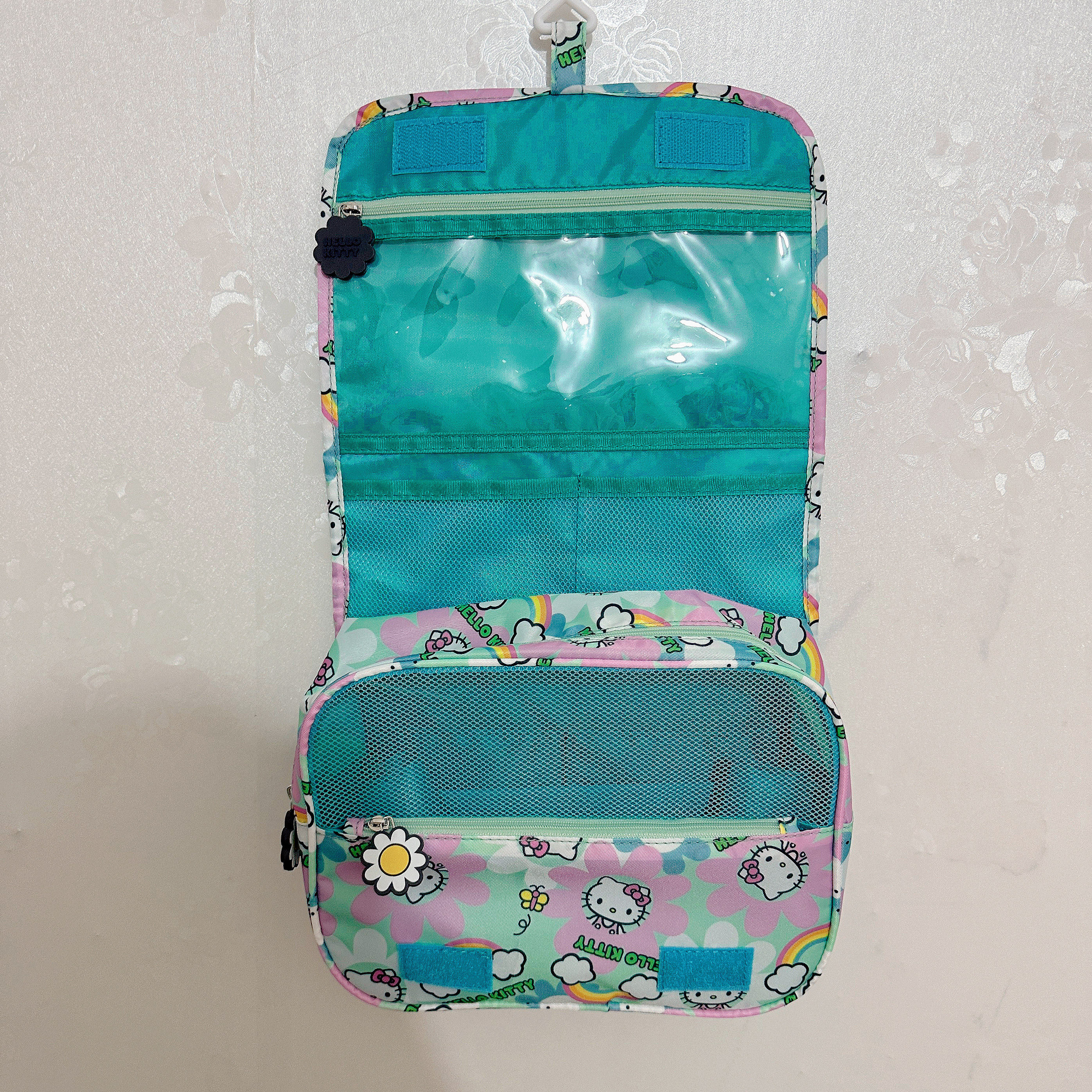 日系新款Kitty卡动漫折叠悬挂式化妆包多功能旅行出差洗漱收纳袋,淘宝优惠券,粉丝福利购,淘宝优惠卷