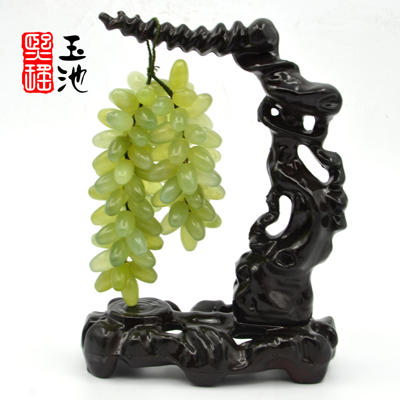 岫岩玉原石雕刻玉器精品吊件包邮 岫玉摆件葡萄挂件 包邮天然玉石 岫岩玉原石雕刻玉器精品吊件包邮 岫玉摆件葡萄挂件 包邮天然玉石