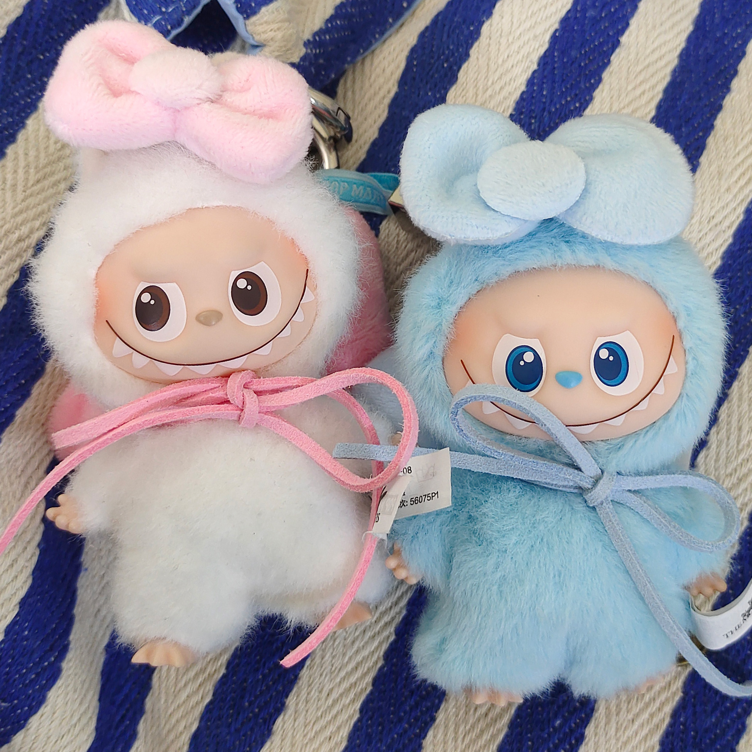 现货拉布布4代娃衣4.0公仔蝴蝶结多色换装搪胶公仔钥匙扣玩偶衣服 - 图3