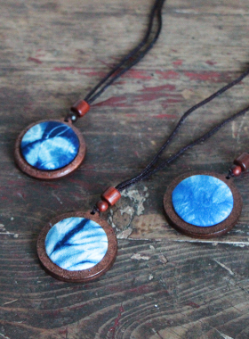 云南大理丽江扎染木雕花项链