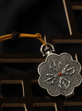 925纯银吉祥八宝嘎乌盒