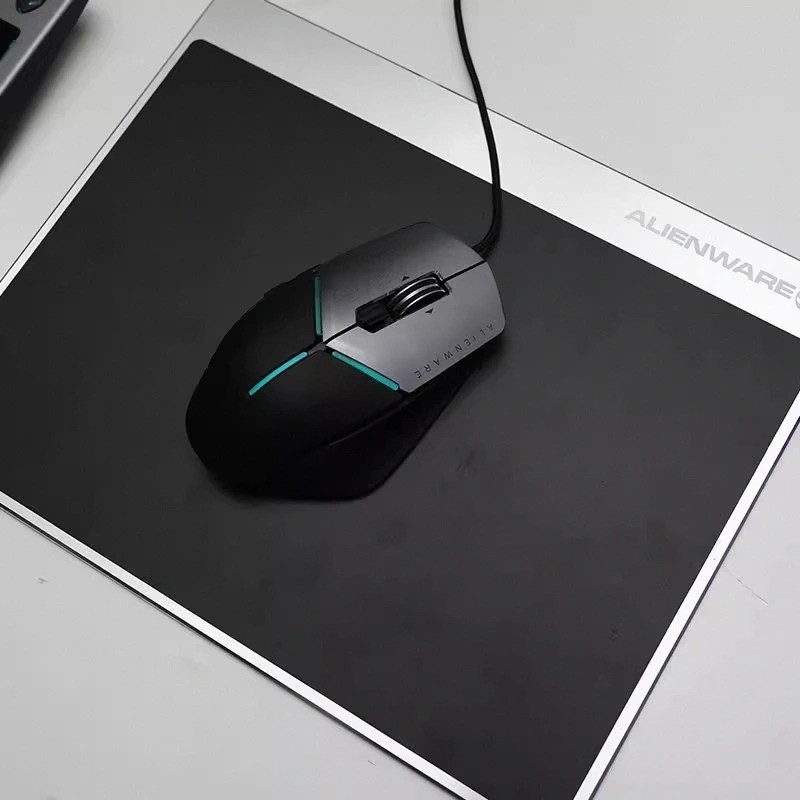 Alien Metal Mouse Pad Super Smooth Control