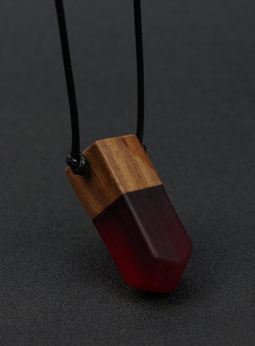 树脂木质时尚风长款配饰吊坠项链