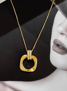 简约气质几何方形项链女高级感轻奢小众设计感日常百搭锁骨链配饰