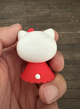 爱心款正版三丽鸥家族helloKitty凯蒂猫摆件手办玩具公仔玩