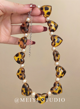 爱的豹豹复古爱心珍珠锁骨链