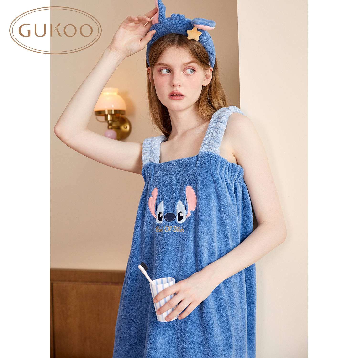 Gukoo/果壳浴裙女冬季迪士尼联名新款毛绒可爱女士吊带浴裙
