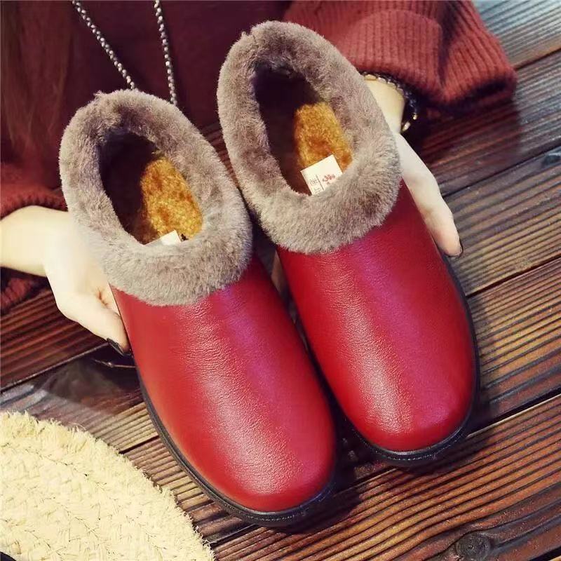新款冬季棉鞋老北京布鞋女加厚防水舒适皮面中老年妈妈鞋防滑软底