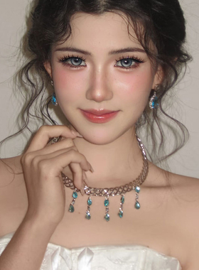 轻奢蓝色锆石水滴项圈