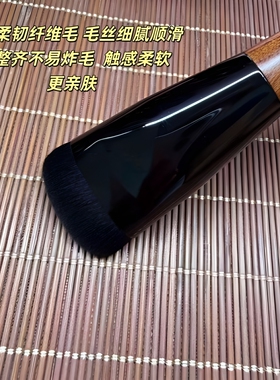 小神铲粉底刷无痕不吃粉化妆师用