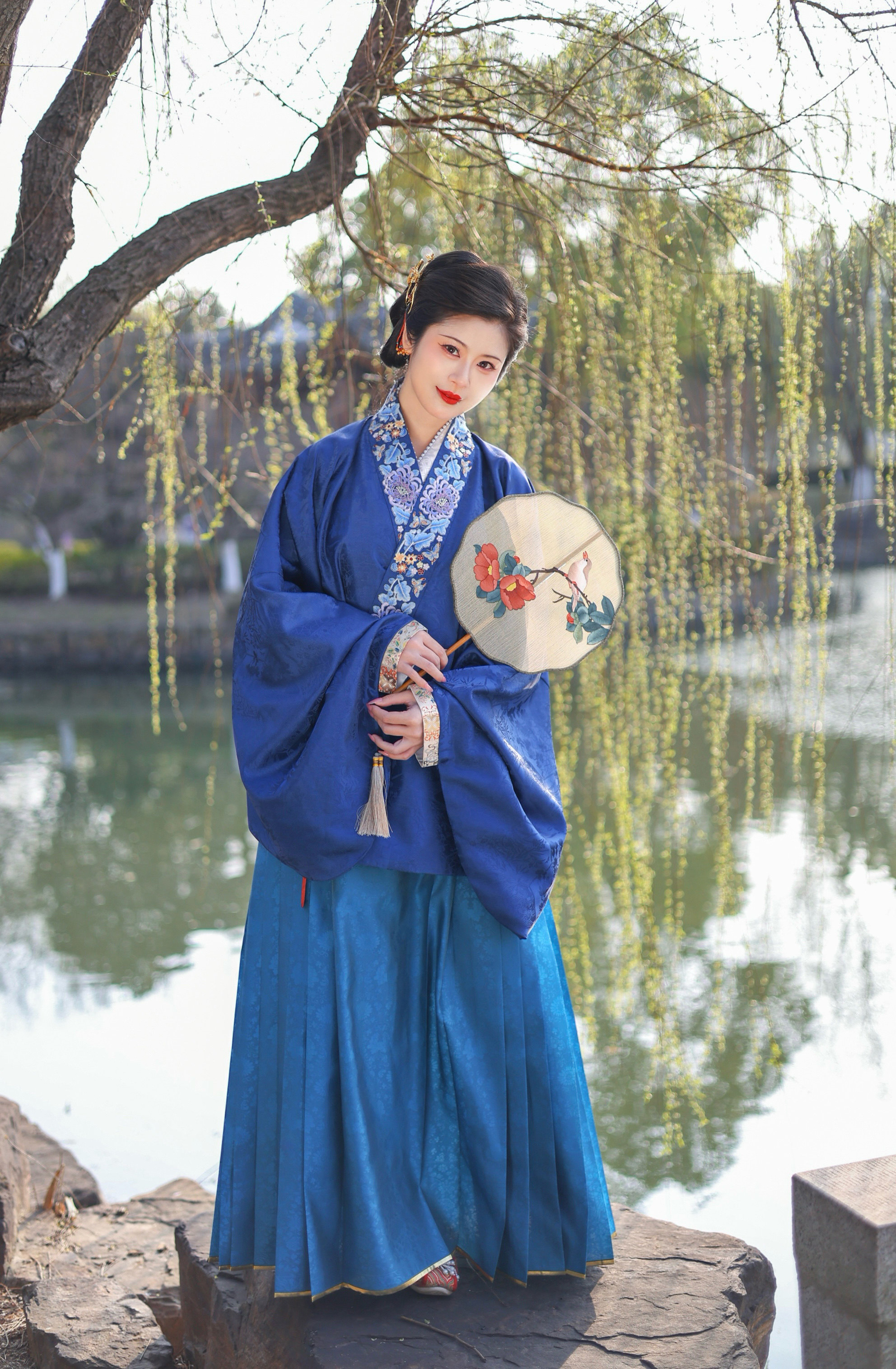 囿春【六六折清仓】雀上心头 素色暗纹纱马面裙 - 图3