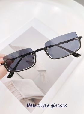 复古金属窄框方形太阳镜男女高级感镂空个性浅灰色墨镜防紫外线潮