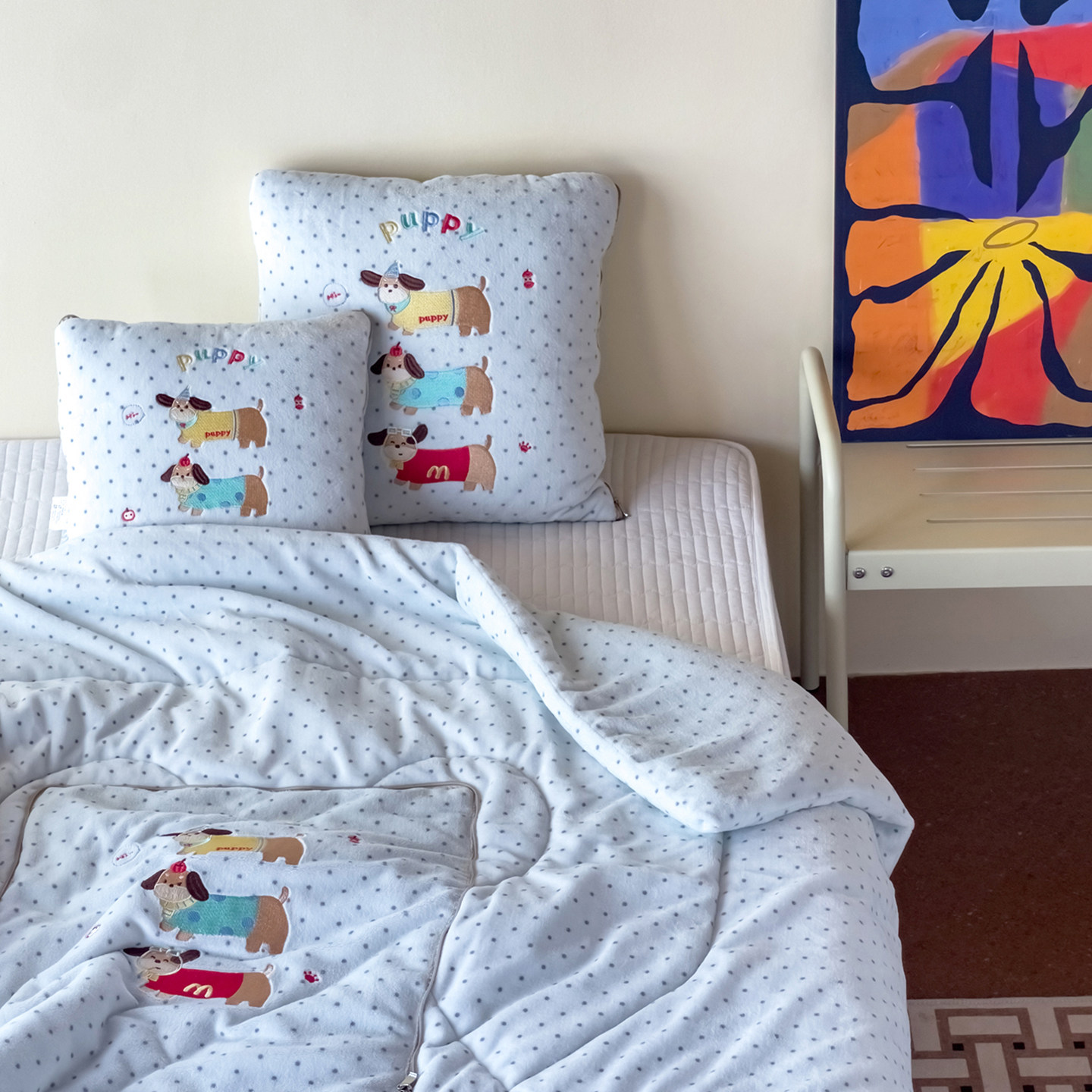 牛奶绒腊肠狗抱枕被子两用二合一车载靠垫办公室午休沙发二合一冬,淘宝优惠券,粉丝福利购,淘宝优惠卷