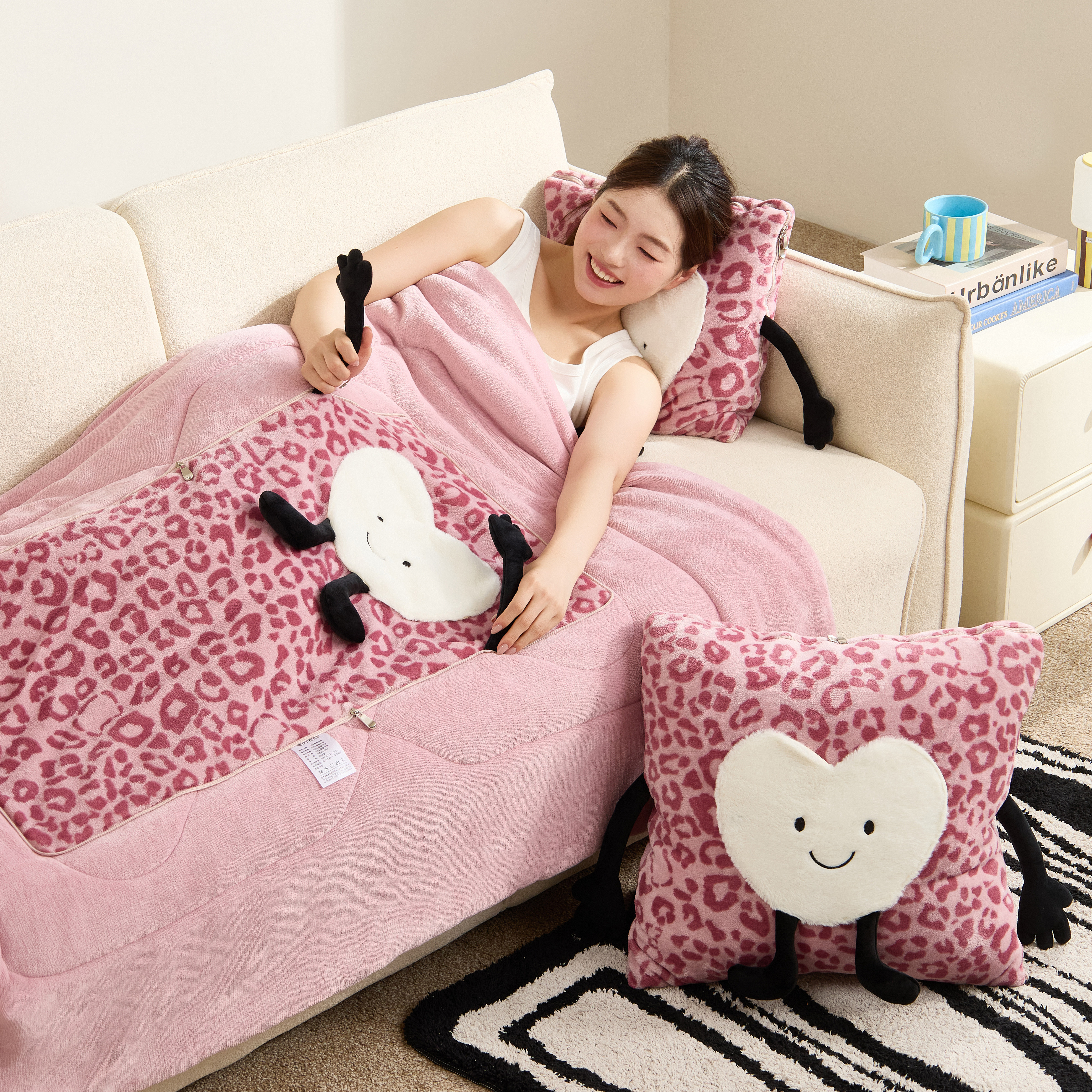 多功能抱枕被子两用加厚牛奶绒毯午睡办公室枕头被汽车载靠枕折叠,淘宝优惠券,粉丝福利购,淘宝优惠卷