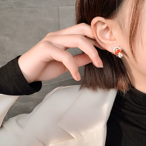 Оберег на день рождения, серьги, маленький аксессуар, 2021 года, простой и элегантный дизайн