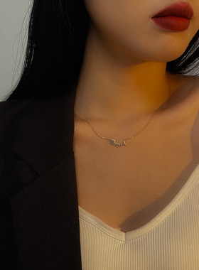 吃货鱼骨女设计感轻奢2020年项链