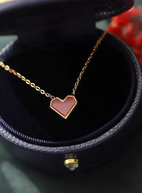 红色贝母爱心锁骨链钛钢项链