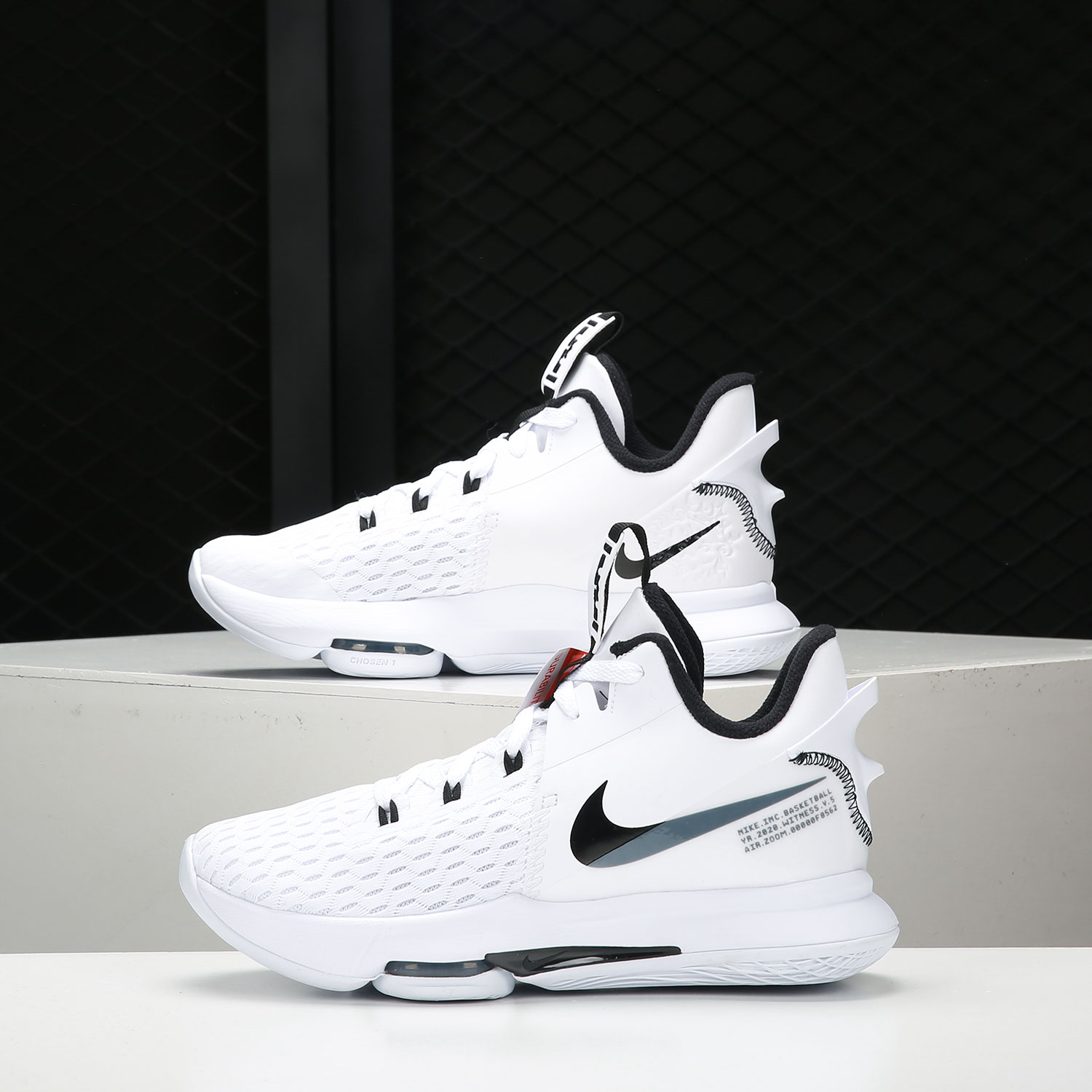 Nike/耐克正品 LEBRON WITNESS 男子缓震运动篮球鞋 CQ9381-101 - 图0