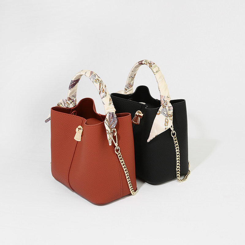 黑眼袋袋2020新款潮秋冬手提小包 黑眼袋袋箱包女士包袋