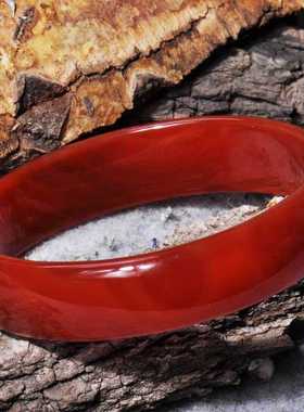 红玛瑙加厚玉髓手镯