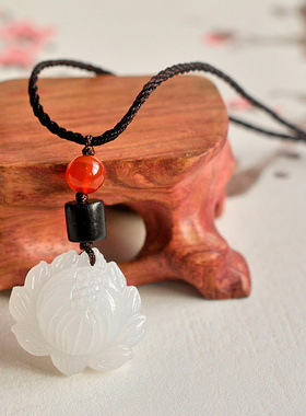 天然阿富汗白玉石锁骨吊坠女