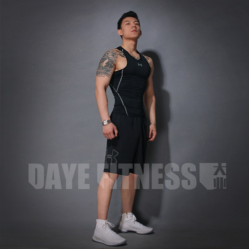 安德玛男子速干透气跑步短裤健身训练篮球薄款宽松健身裤1306443 - 图2