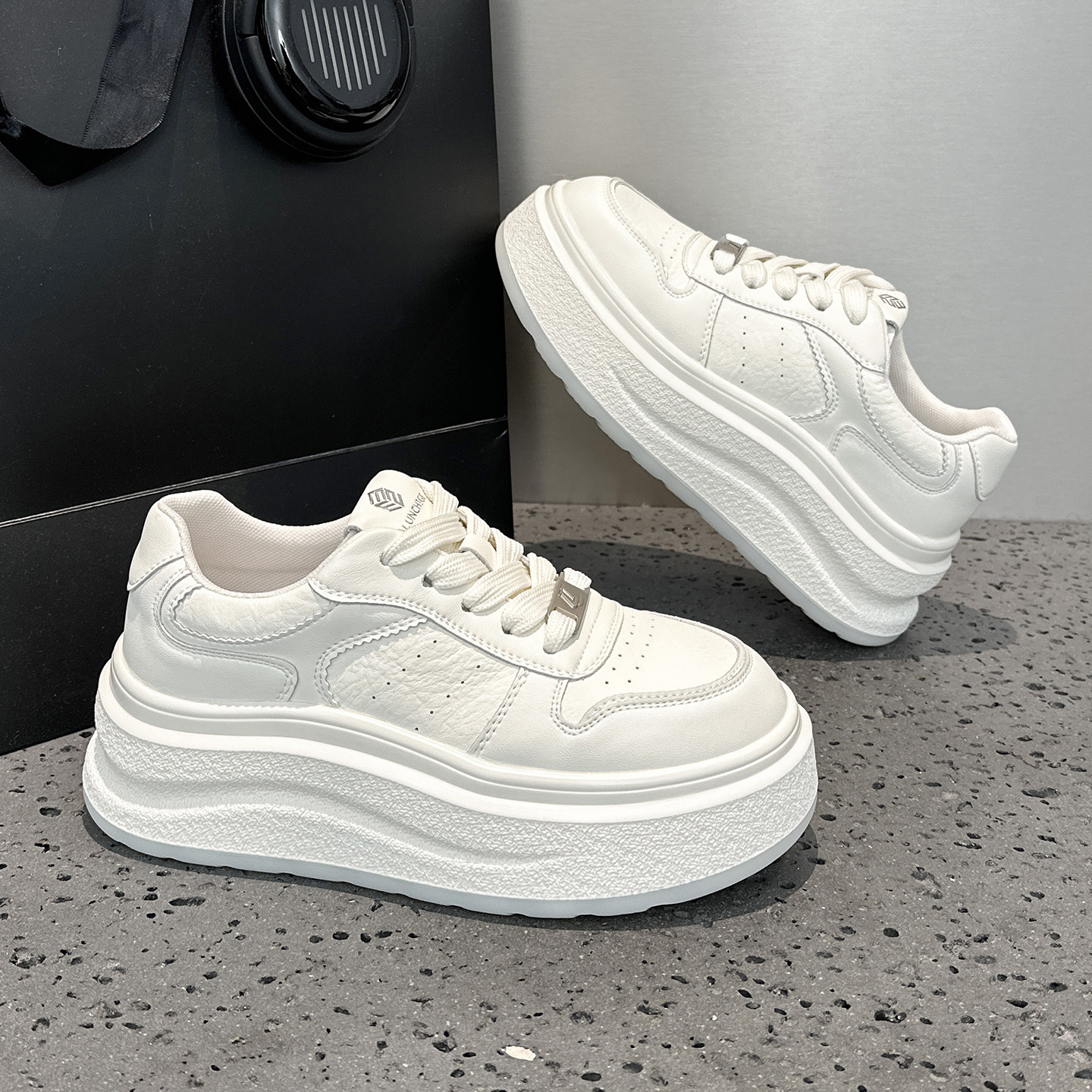 真皮小白鞋女2026春季新款百搭松糕厚底增高牛皮透气休闲运动板鞋,淘宝优惠券,粉丝福利购,淘宝优惠卷