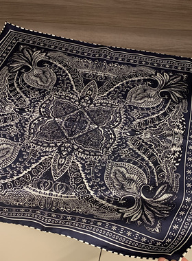 夏日搭配神器 性价比推荐 君妃花园藏蓝色斜纹真丝丝巾53×53cm