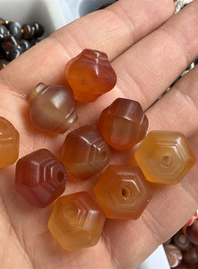 华夏美玉 浅红色玛瑙六棱算盘珠 散批